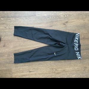 Ankle length black Nike leggings